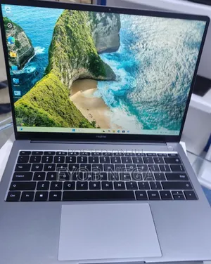 New Laptop 16GB Intel Core I5 SSD 512GB