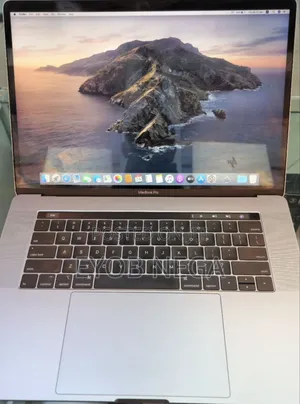 New Laptop Apple MacBook Pro 2018 16GB Intel Core I7 SSD 512GB