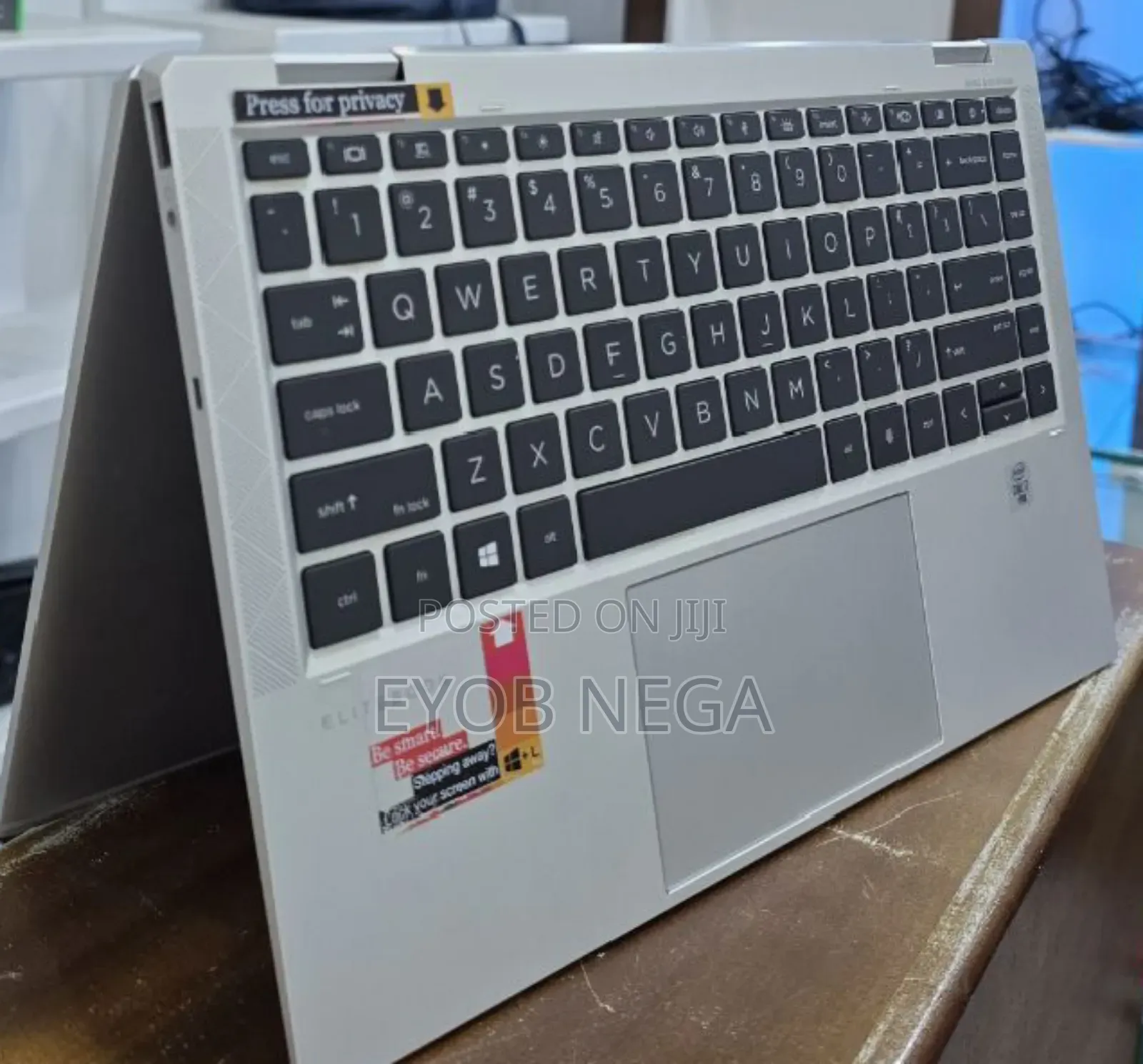 New Laptop HP EliteBook X360 1040 G7 16GB Intel Core I7 SSD 512GB