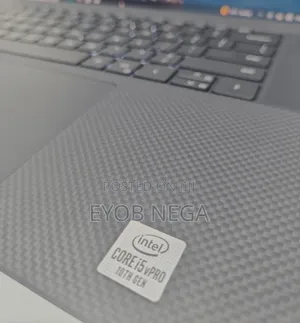 New Laptop Dell Precision 15 3520 16GB Intel Core I5 SSD 512GB