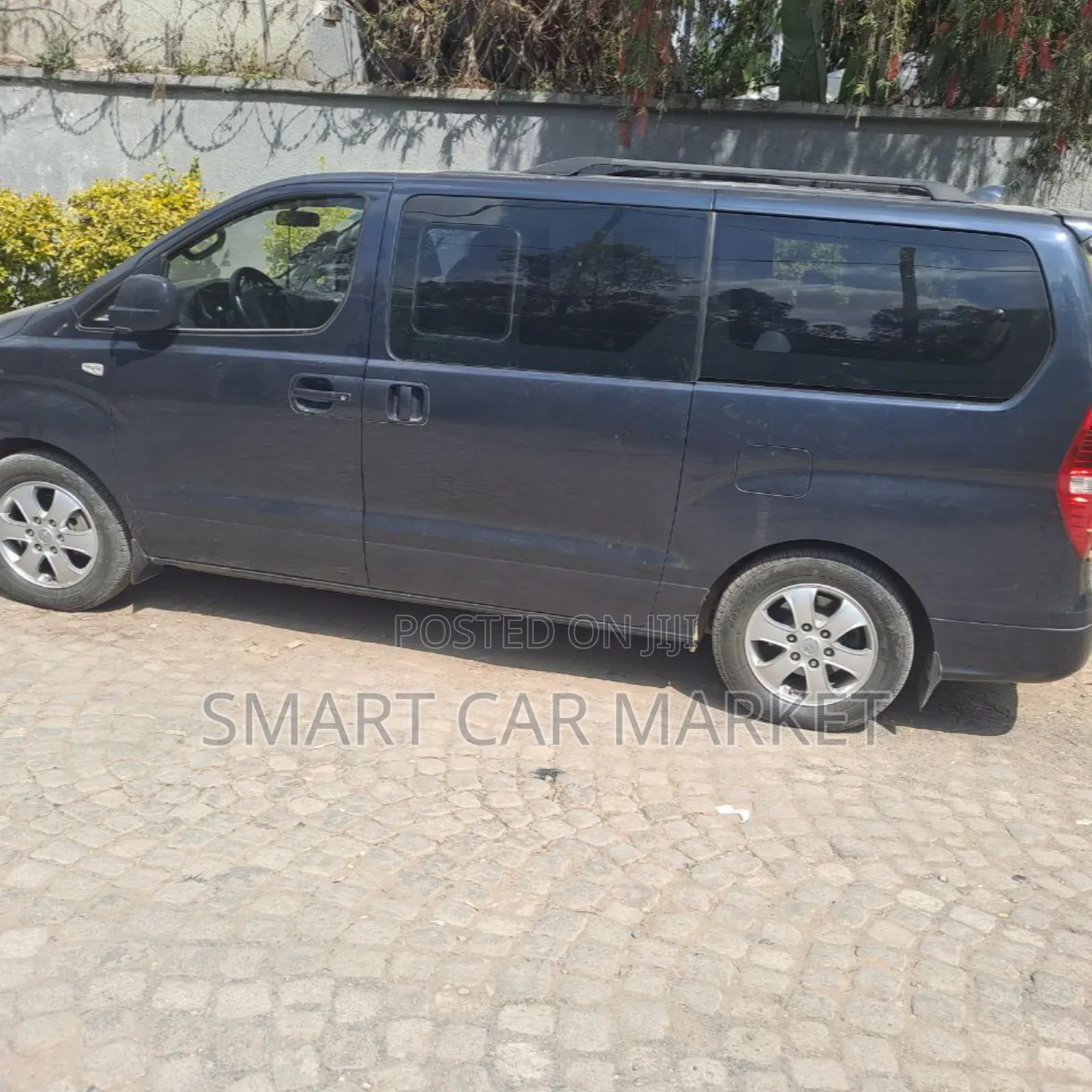 Hyundai Starex 2021 Gray