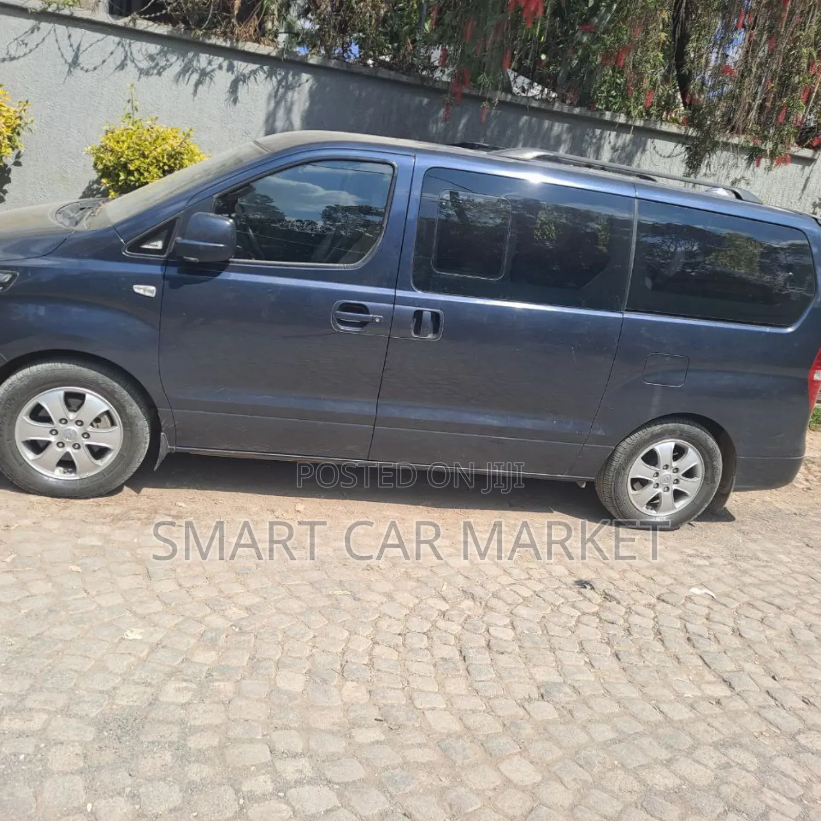 Hyundai Starex 2021 Gray