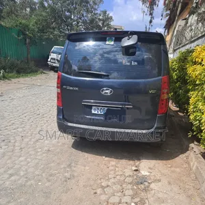 Hyundai Starex 2021 Gray