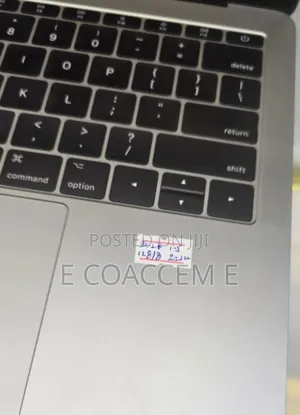 New Laptop Apple MacBook 8GB SSD 128GB