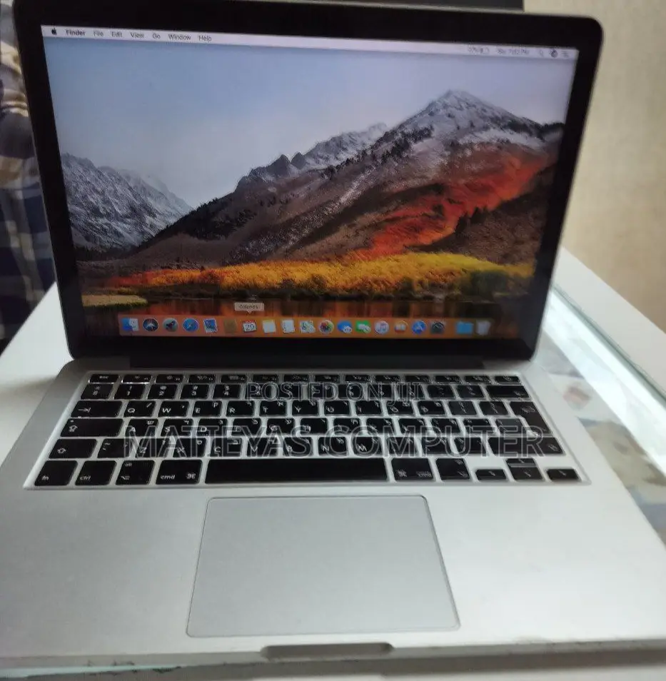 New Laptop Apple MacBook Pro 2013 8GB Intel Core I5 SSD 256GB
