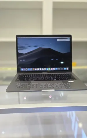 Photo - New Laptop Apple MacBook Air 2017 8GB Intel Core I5 SSD 128GB