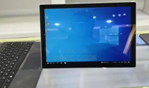 Photo - New Laptop Microsoft Surface Pro 6 8GB Intel Core I5 SSD 128GB