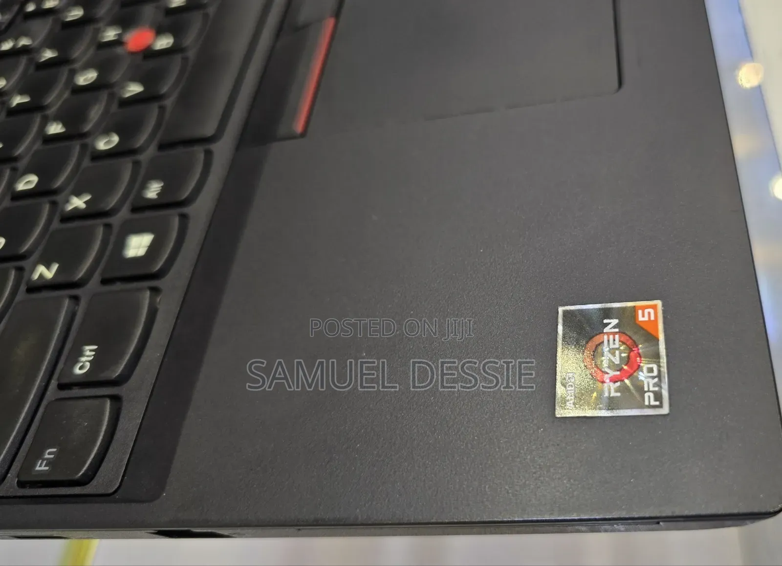 New Laptop Lenovo 8GB AMD Ryzen 5 SSD 256GB