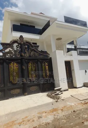 12bdrm House in Semit Fyelbet, G+3, Bole for sale