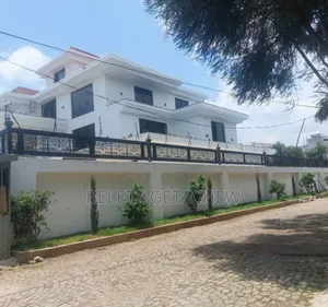 12bdrm House in Semit Fyelbet, G+3, Bole for sale