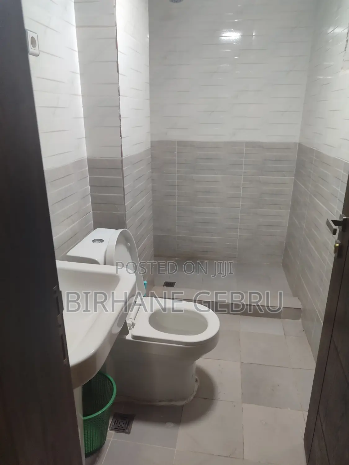 Furnished 5bdrm House in G+2 Fernished Guest, Bole for rent