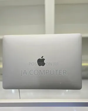 New Laptop Apple MacBook Air 2017 8GB Intel Core I5 SSD 128GB