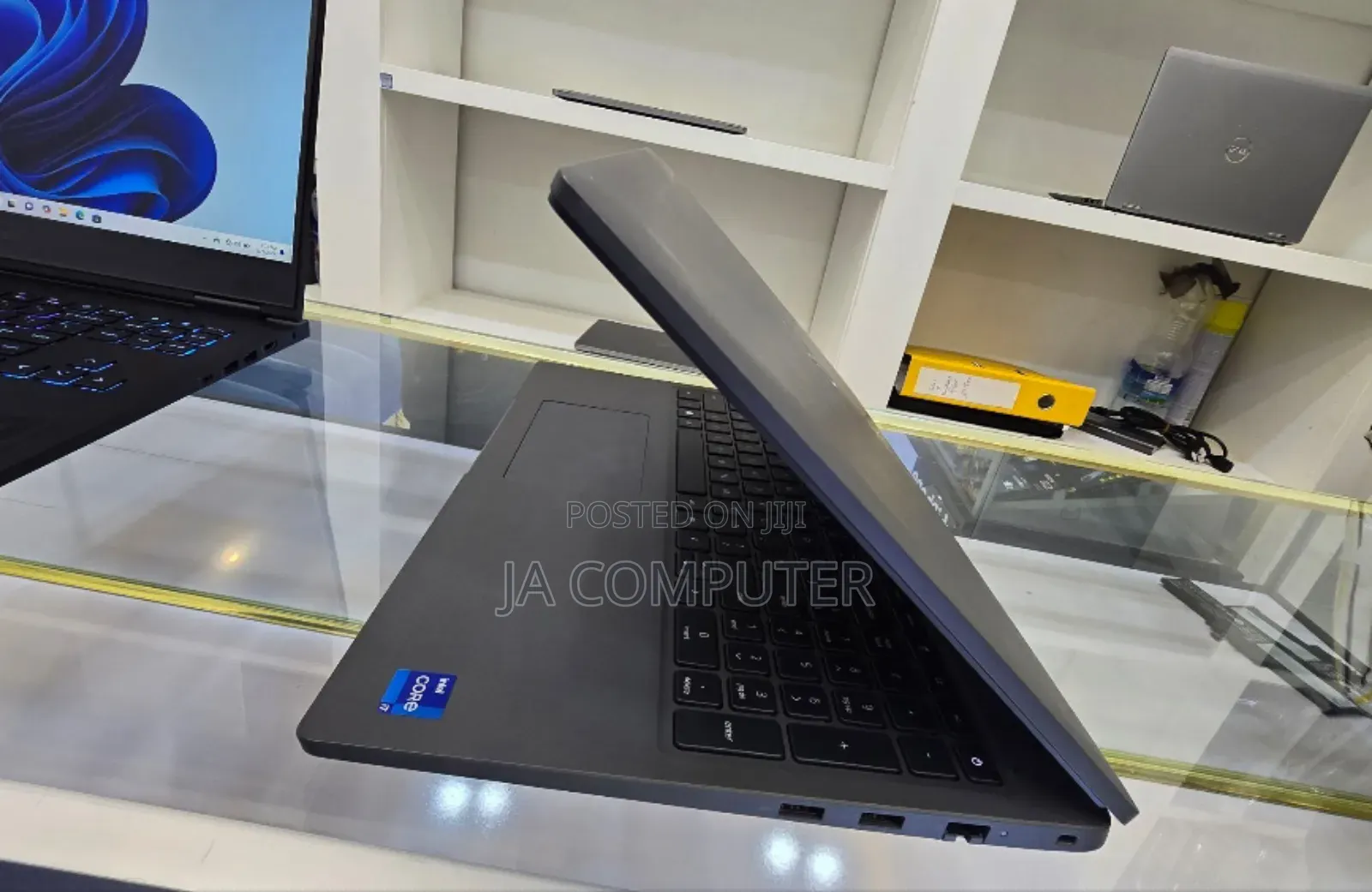 New Laptop Dell Latitude 3540 8GB Intel Core I7 SSD 256GB