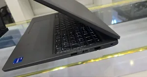 New Laptop Dell Latitude 3540 8GB Intel Core I7 SSD 256GB