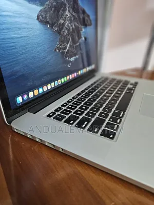 New Laptop Apple MacBook Pro 2014 16GB Intel Core I7 SSD 256GB