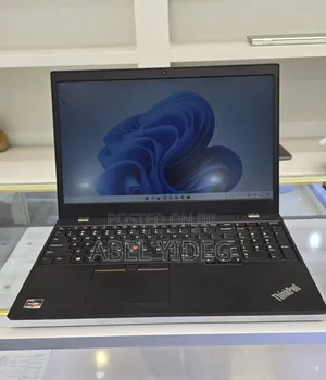 New Laptop Lenovo 8GB AMD Ryzen 5 SSD 256GB