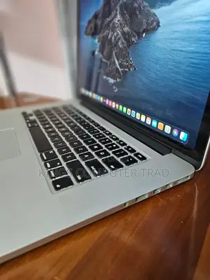 New Apple MacBook Pro 2024 M4 Max 14-Inch 16GB Intel Core I7 SSD 256GB