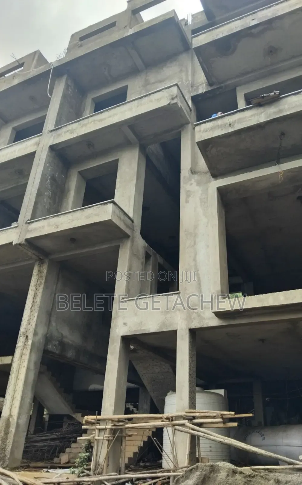 8bdrm House in Megenagna, G+3, Yeka for sale