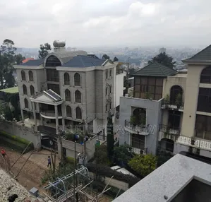 8bdrm House in Megenagna, G+3, Yeka for sale