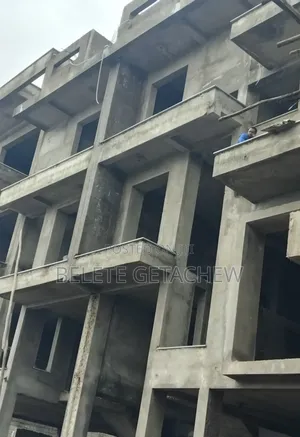 8bdrm House in Megenagna, G+3, Yeka for sale