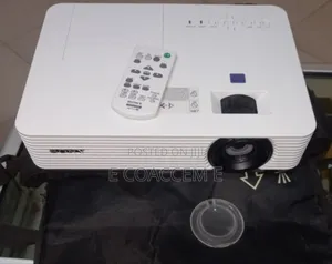 .Sony Projector Model Name VPL-Dx221