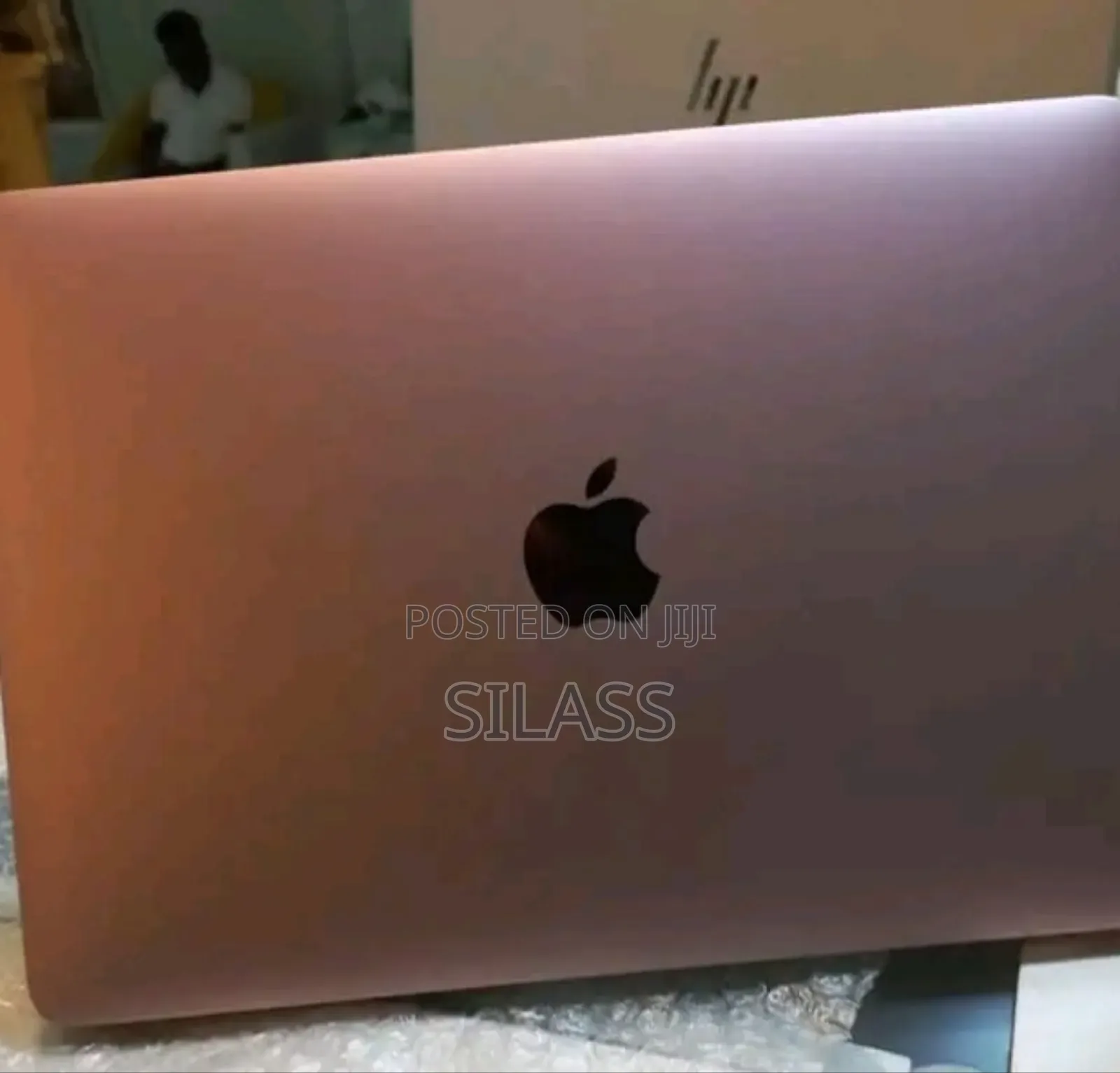 New Laptop Apple MacBook 2016 8GB AMD Ryzen 5 SSD 512GB