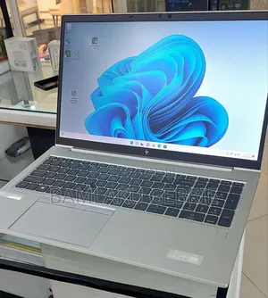 New Laptop HP EliteBook 850 G8 16GB Intel Core I7 SSD 512GB