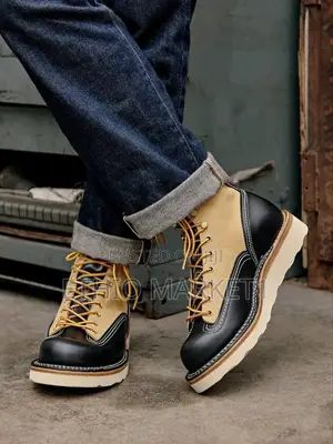 Photo - VIBRAM High Quality Boots Shoes for Field Travelers