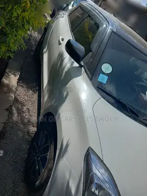 Suzuki Swift 2022 White