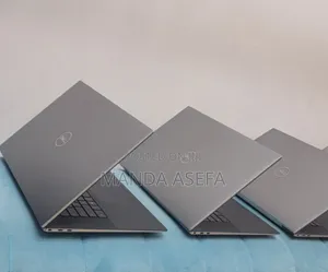 Photo - New Laptop Dell 16GB Intel Core I5 SSD 512GB