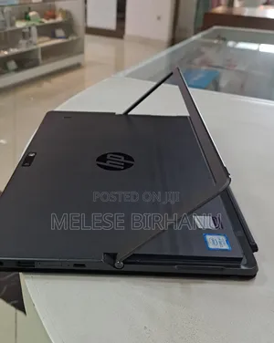 New Laptop HP X2 8GB SSD 128GB
