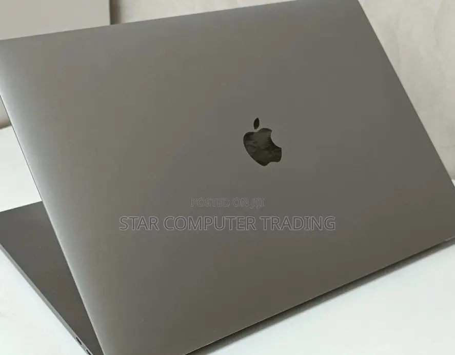 New Laptop Apple MacBook Pro 2017 16GB Intel Core I7 SSD 512GB