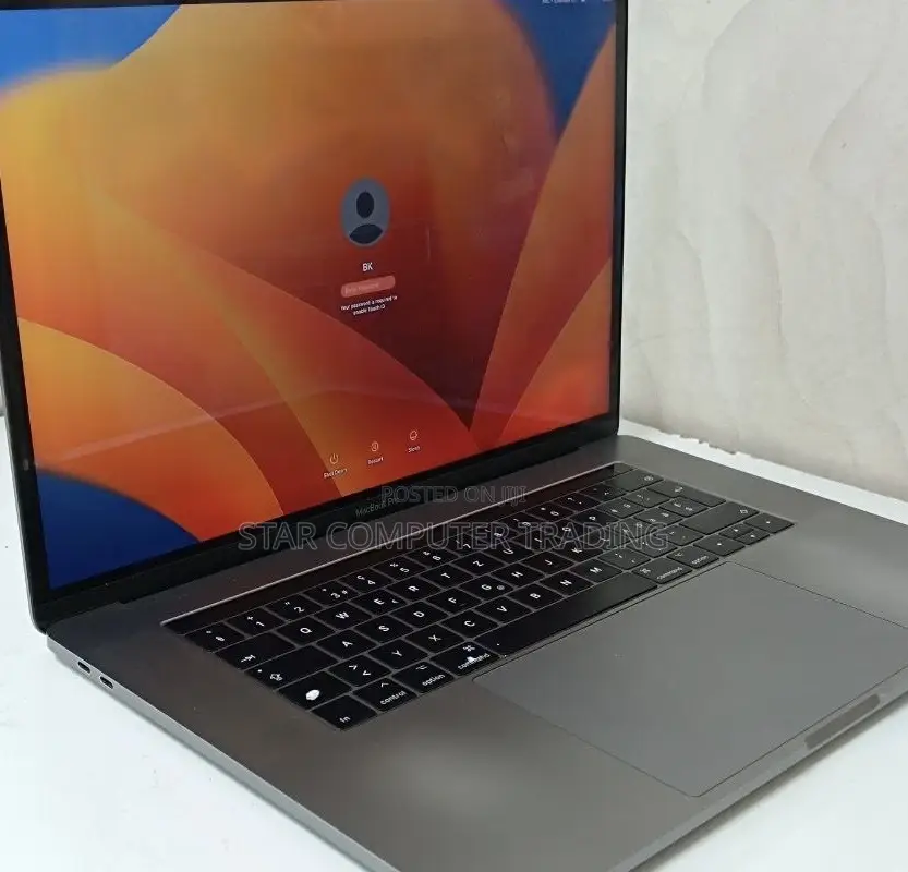 New Laptop Apple MacBook Pro 2017 16GB Intel Core I7 SSD 512GB