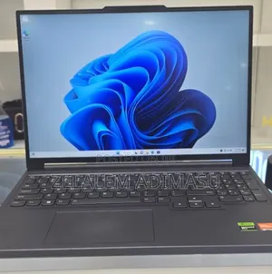 New Laptop Lenovo Legion 5 16GB AMD Ryzen 7 SSD 1T