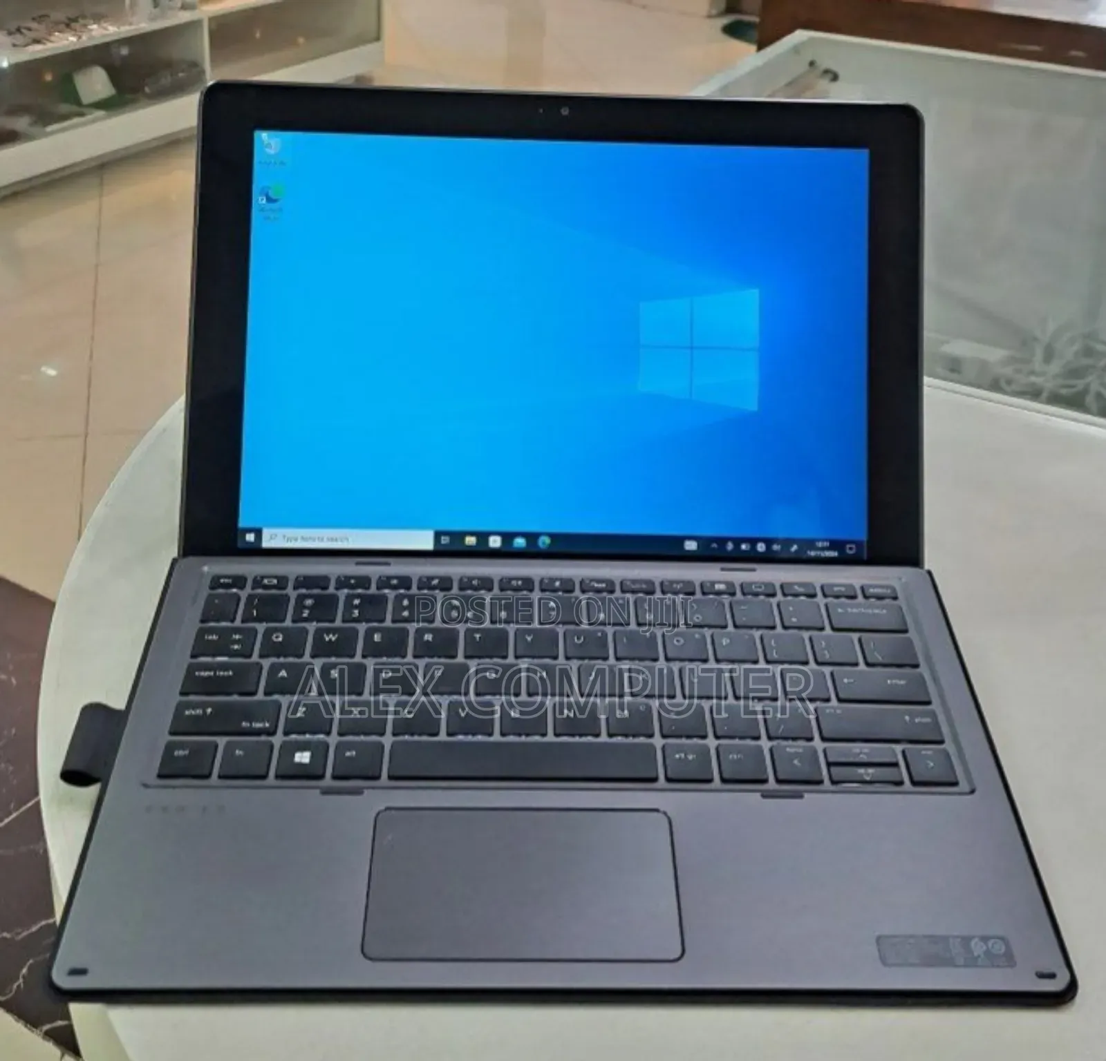 New Laptop HP X2 8GB SSD 128GB