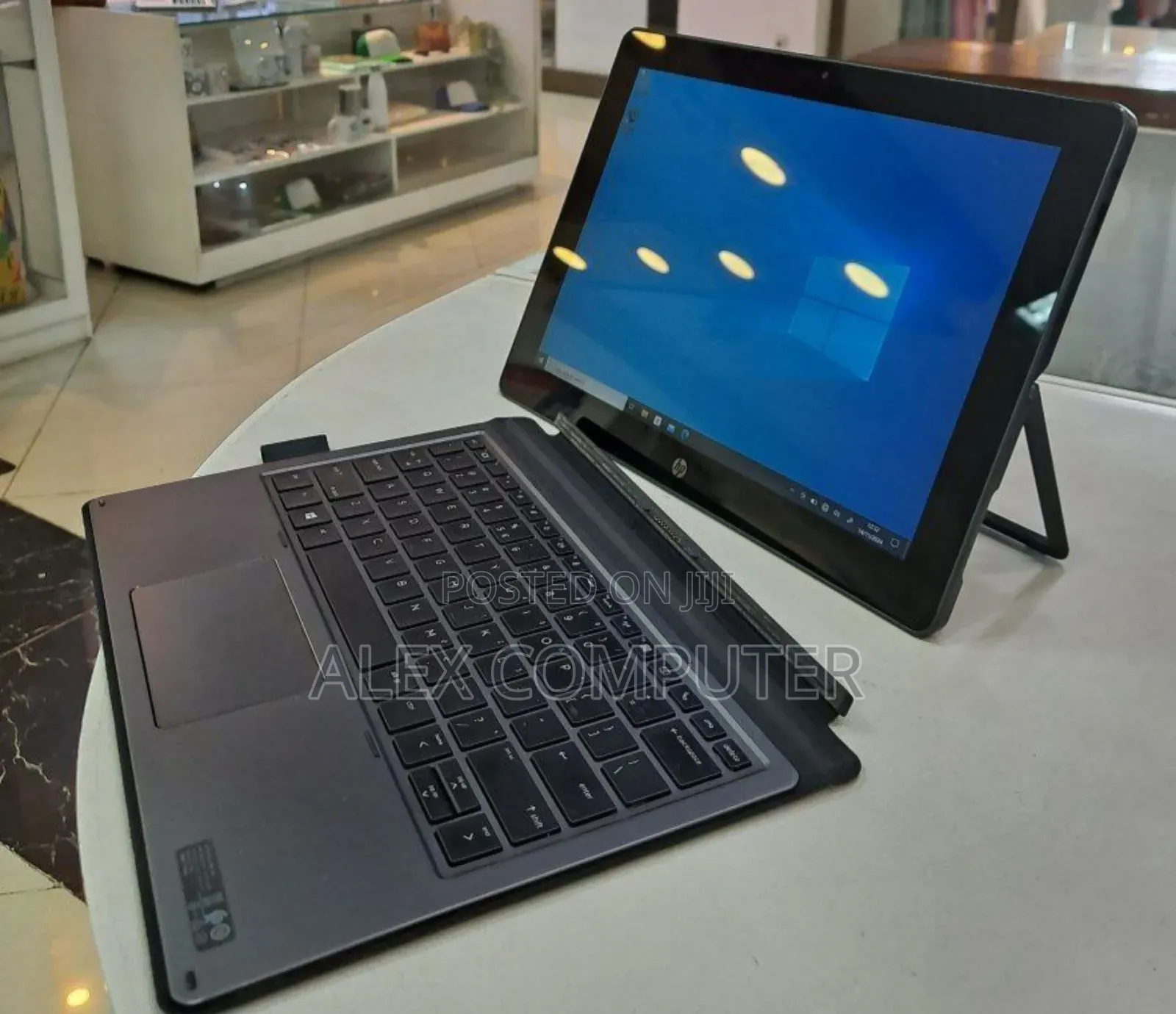 New Laptop HP X2 8GB SSD 128GB