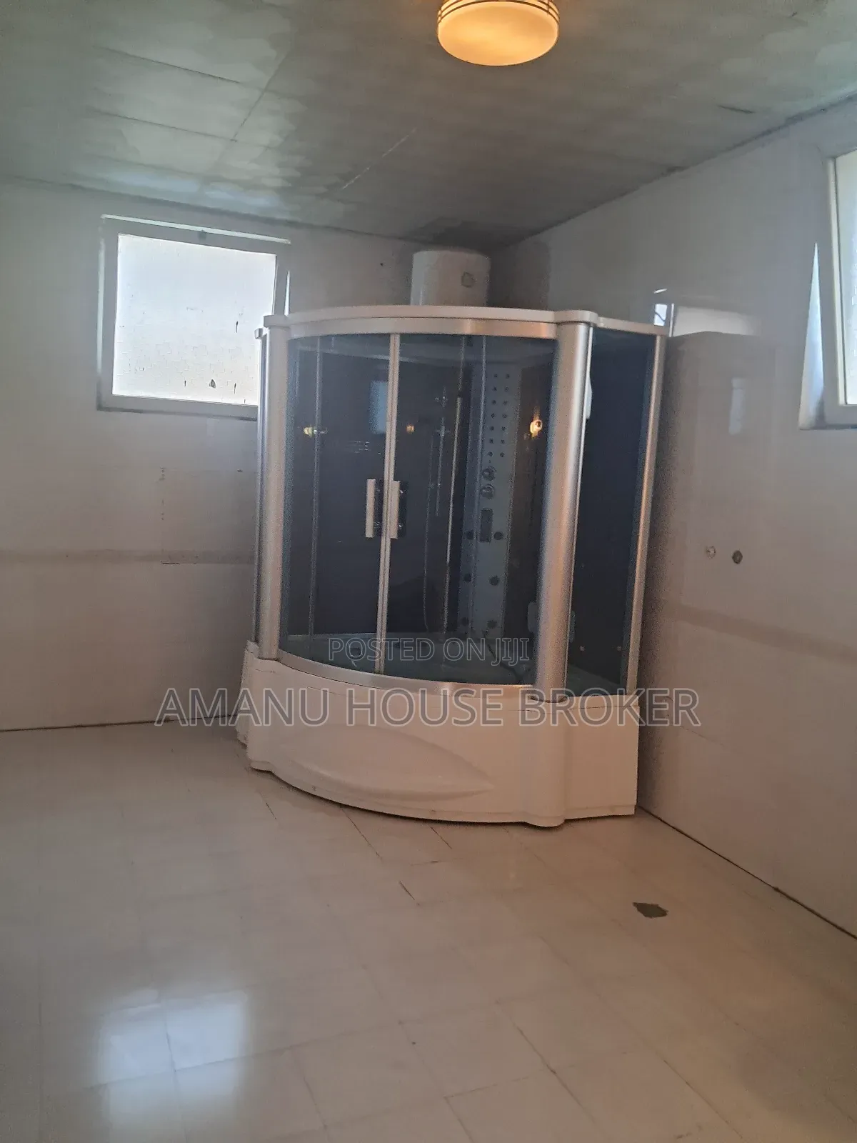 8bdrm House in For The Embassy, Yeka for rent