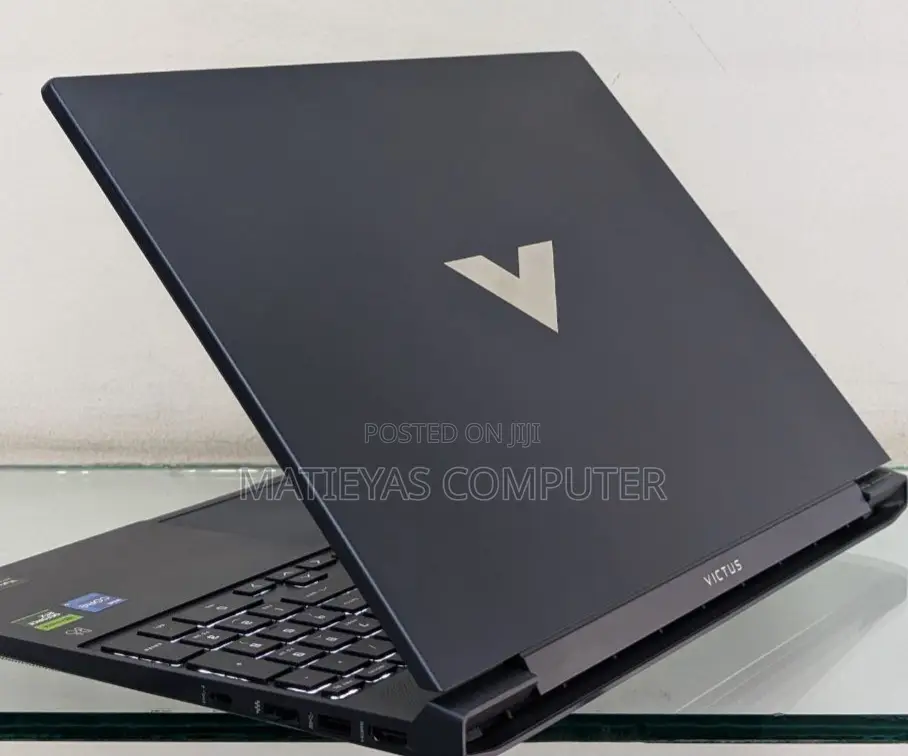 New Laptop HP Victus 15 16GB Intel Core I7 SSD 512GB
