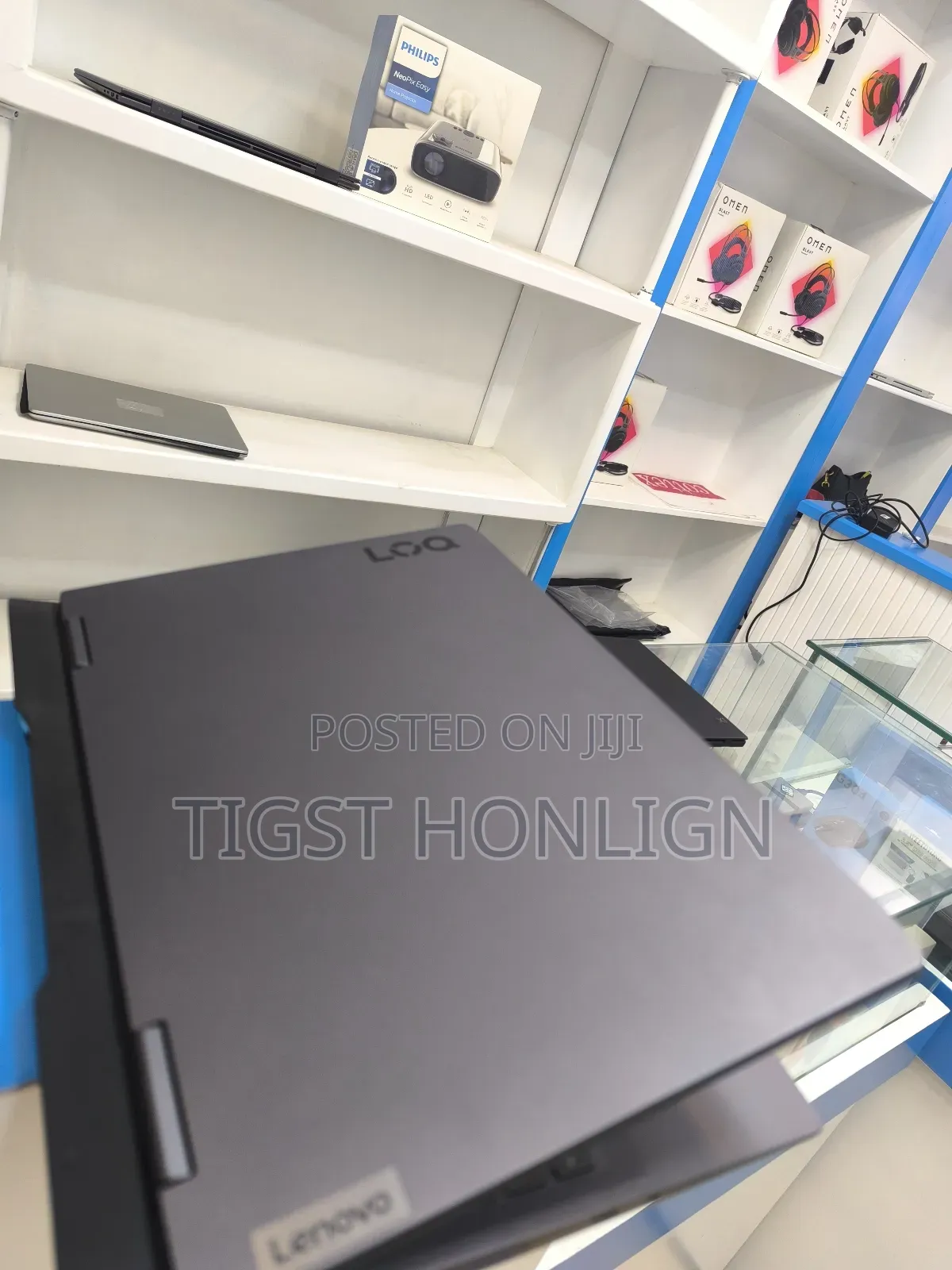 New Laptop Lenovo LOQ 15IRH8 16GB Intel Core I5 SSD 512GB