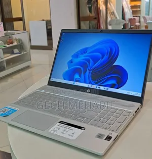 New Laptop HP Pavilion 15 16GB Intel Core I7 SSD 512GB