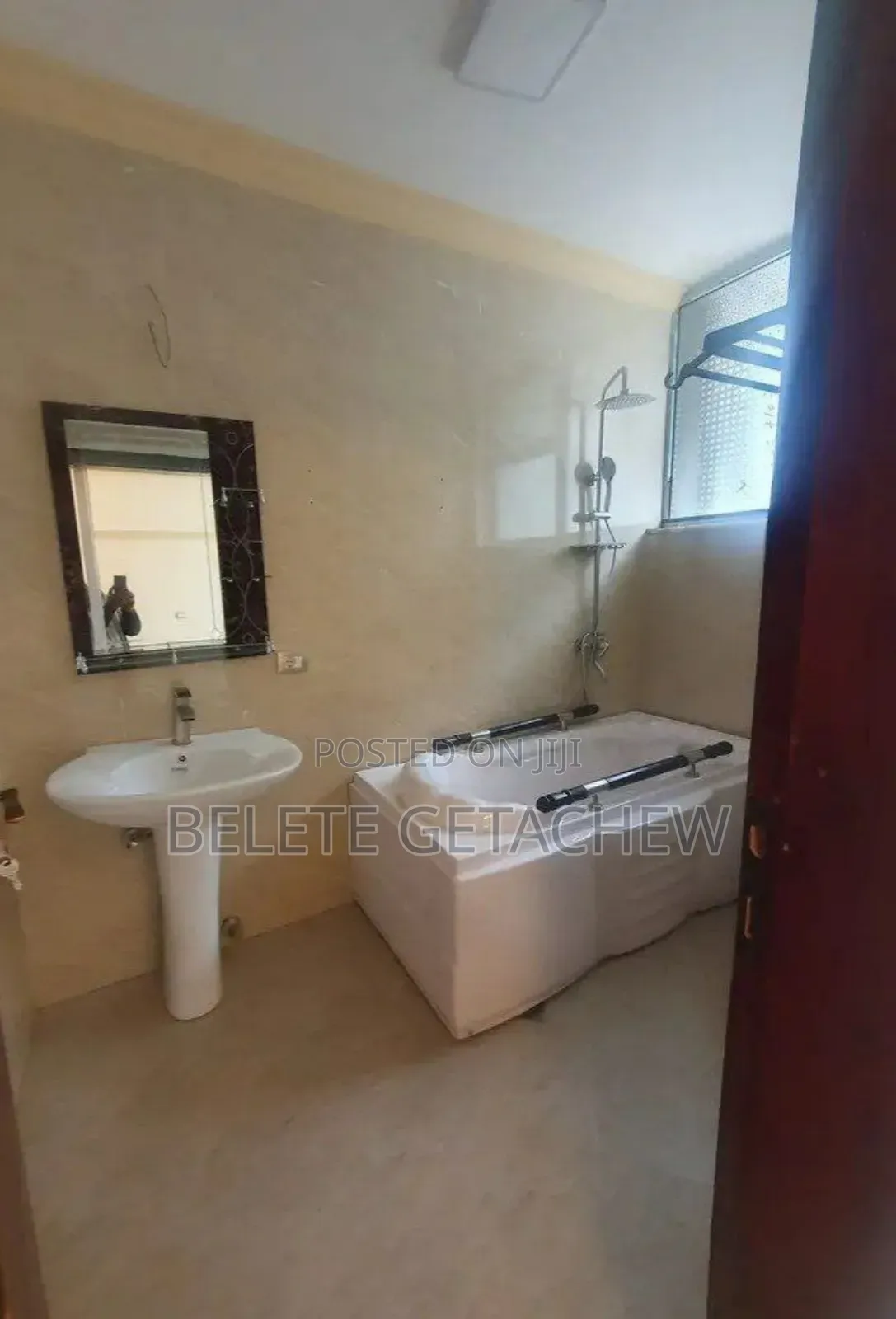 3bdrm Apartment in Semit 72, Luxury, Bole for sale