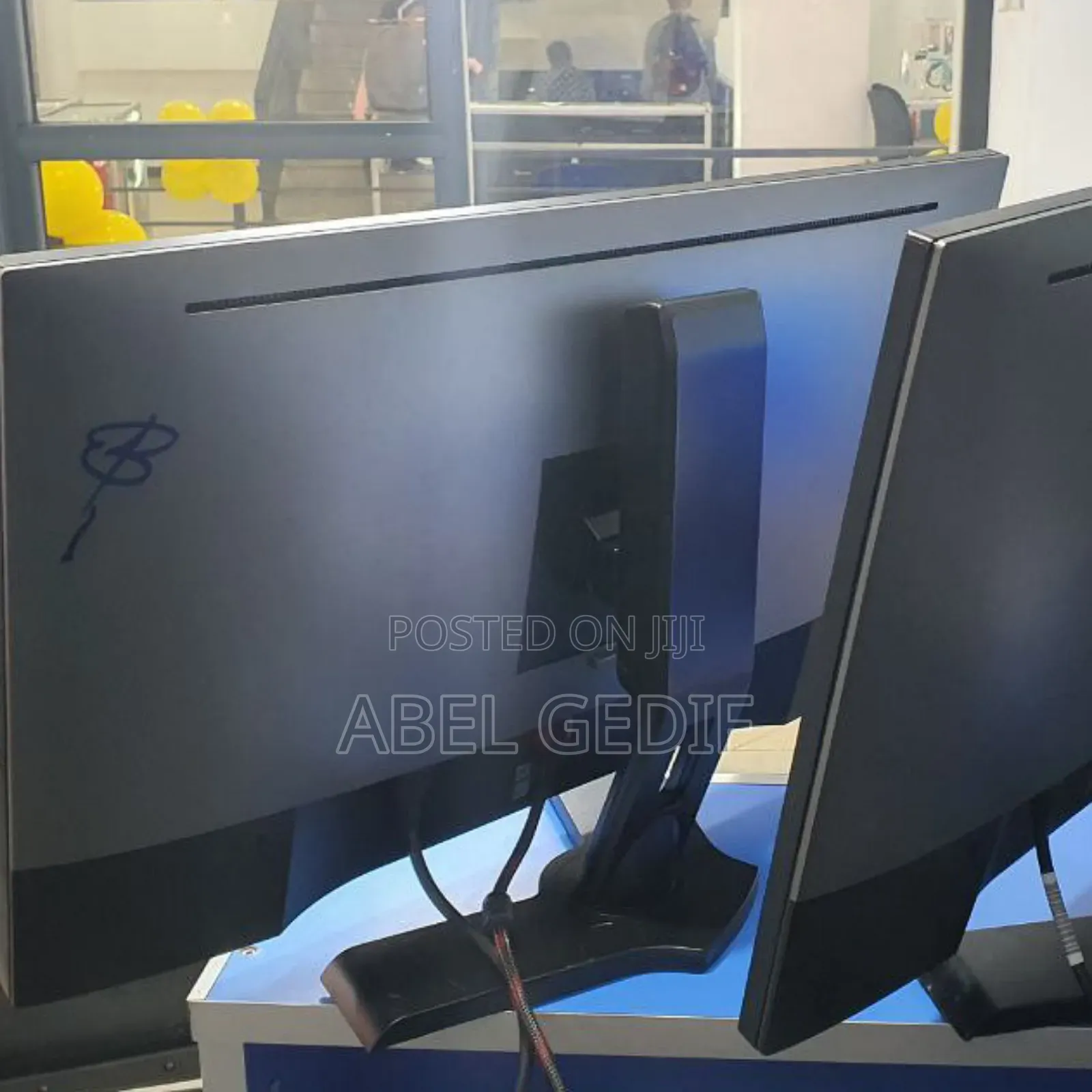 Dell 27 Inch Frameless Monitor