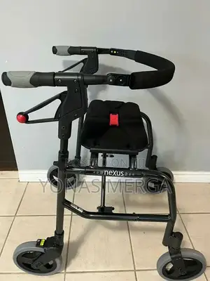 European Standard Walker፦ወከርwalker With Seat ወንበር¤¢Walker