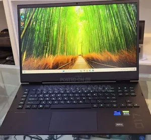 New Laptop HP Omen 17 32GB Intel Core I7 SSD 1T