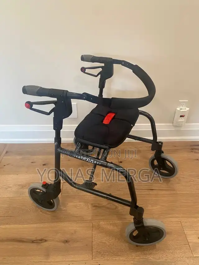 European Standard Walker Medwise Nexus Type 3rollator Walker