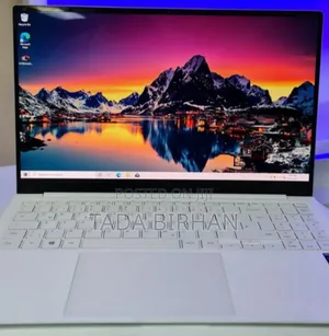New Laptop Samsung Galaxy Book 2 16GB Intel Core I7 SSD 512GB