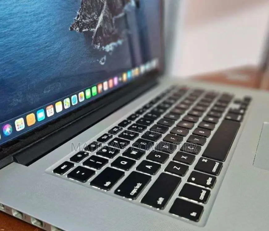 New Laptop Apple MacBook Pro 2014 16GB Intel Core I7 SSD 256GB