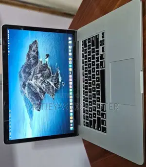 New Laptop Apple MacBook Pro 2014 16GB Intel Core I7 SSD 256GB