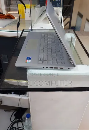 New Laptop HP Stream Notebook 16GB Intel Core I7 SSD 1T