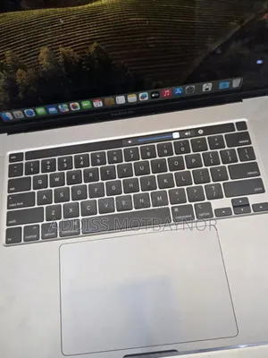 New Laptop Apple MacBook 2019 32GB Intel Core I9 SSD 1T